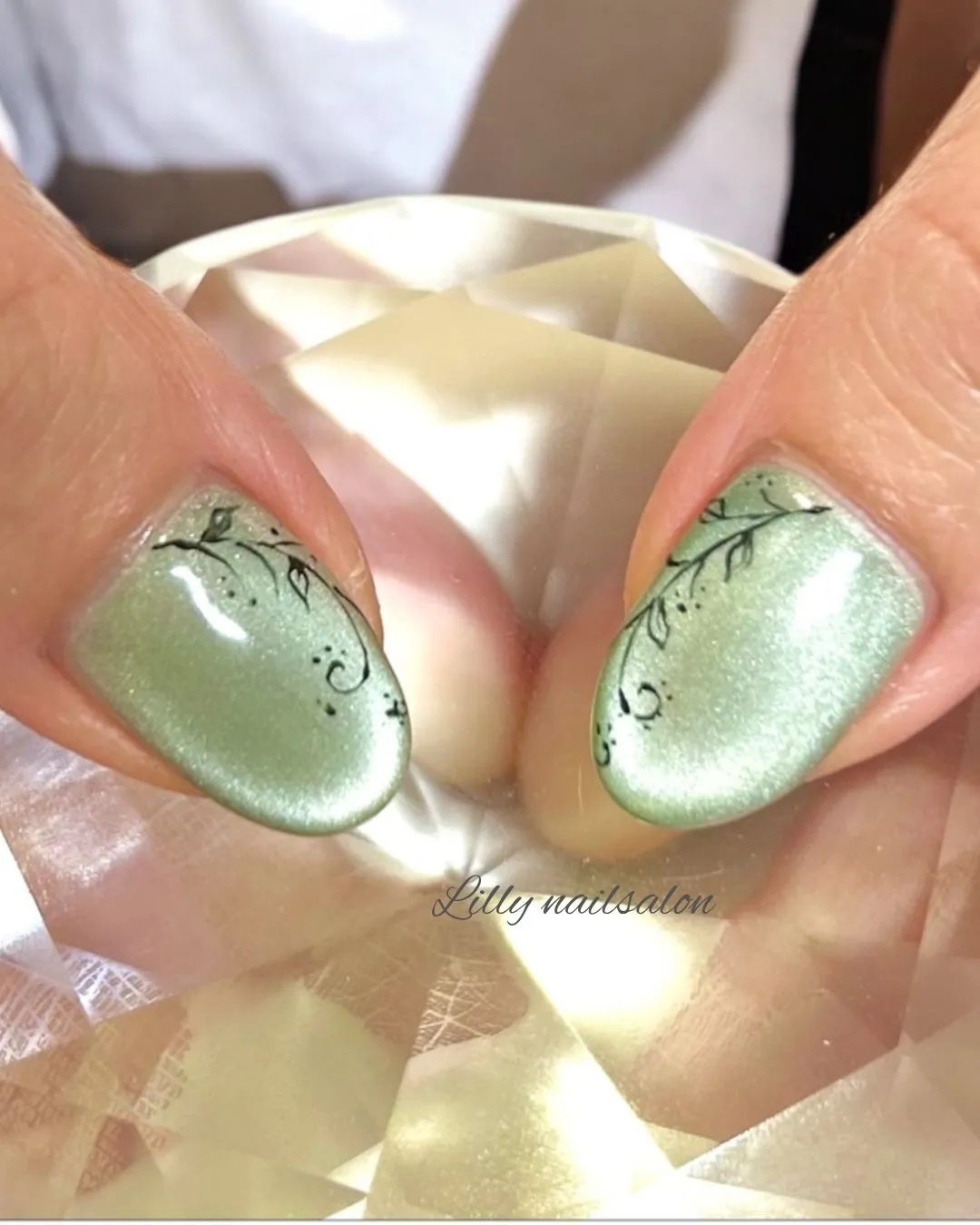 マグネットネイル