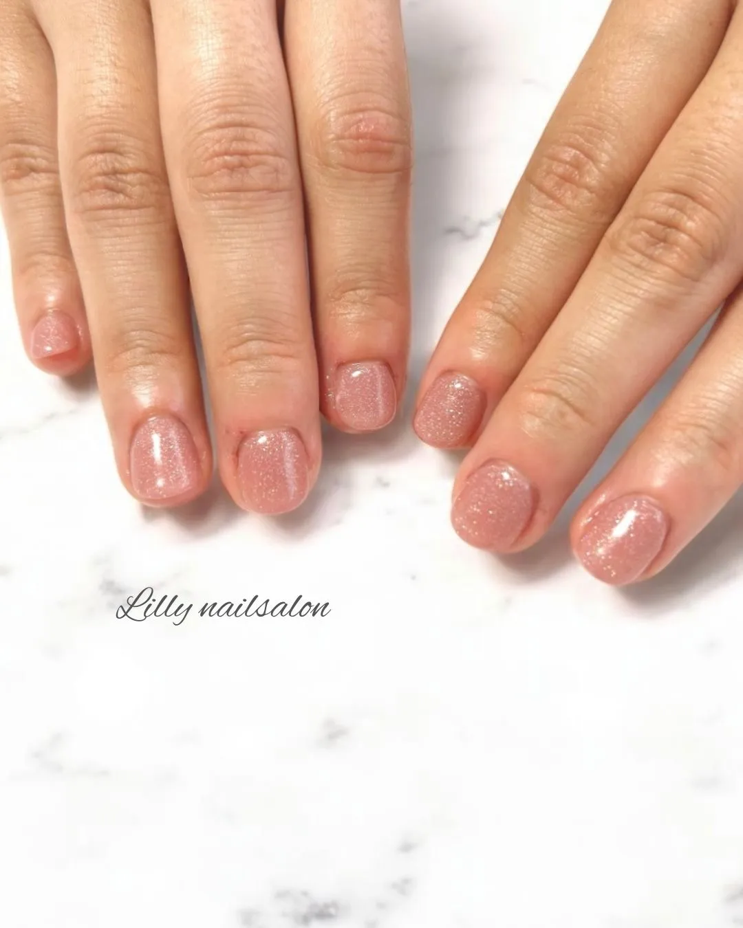 長さだしワンカラーネイル